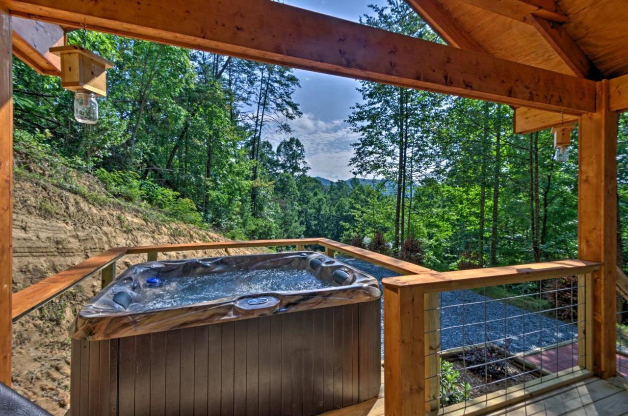 Bryson City Studio With Hot Tub - Near Nantahala! Exteriör bild