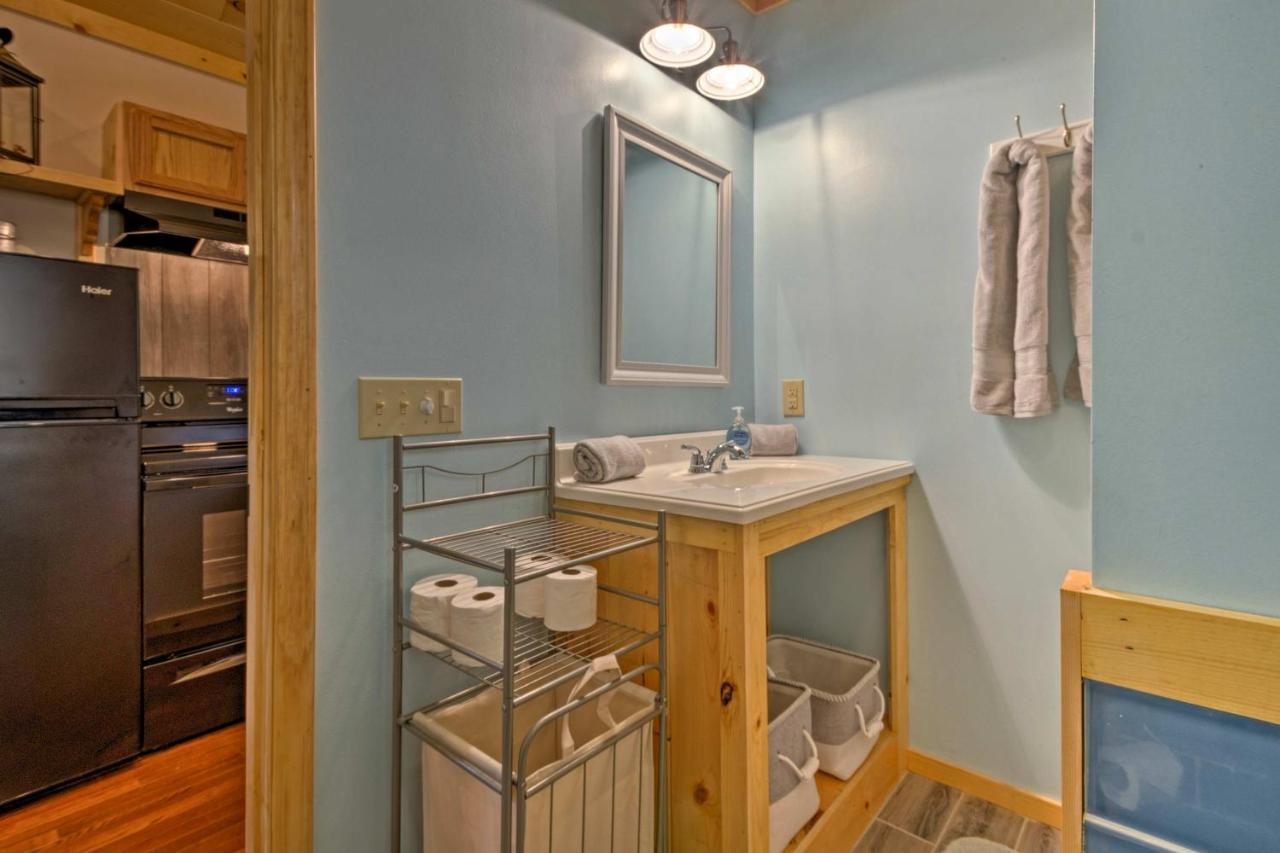 Bryson City Studio With Hot Tub - Near Nantahala! Exteriör bild